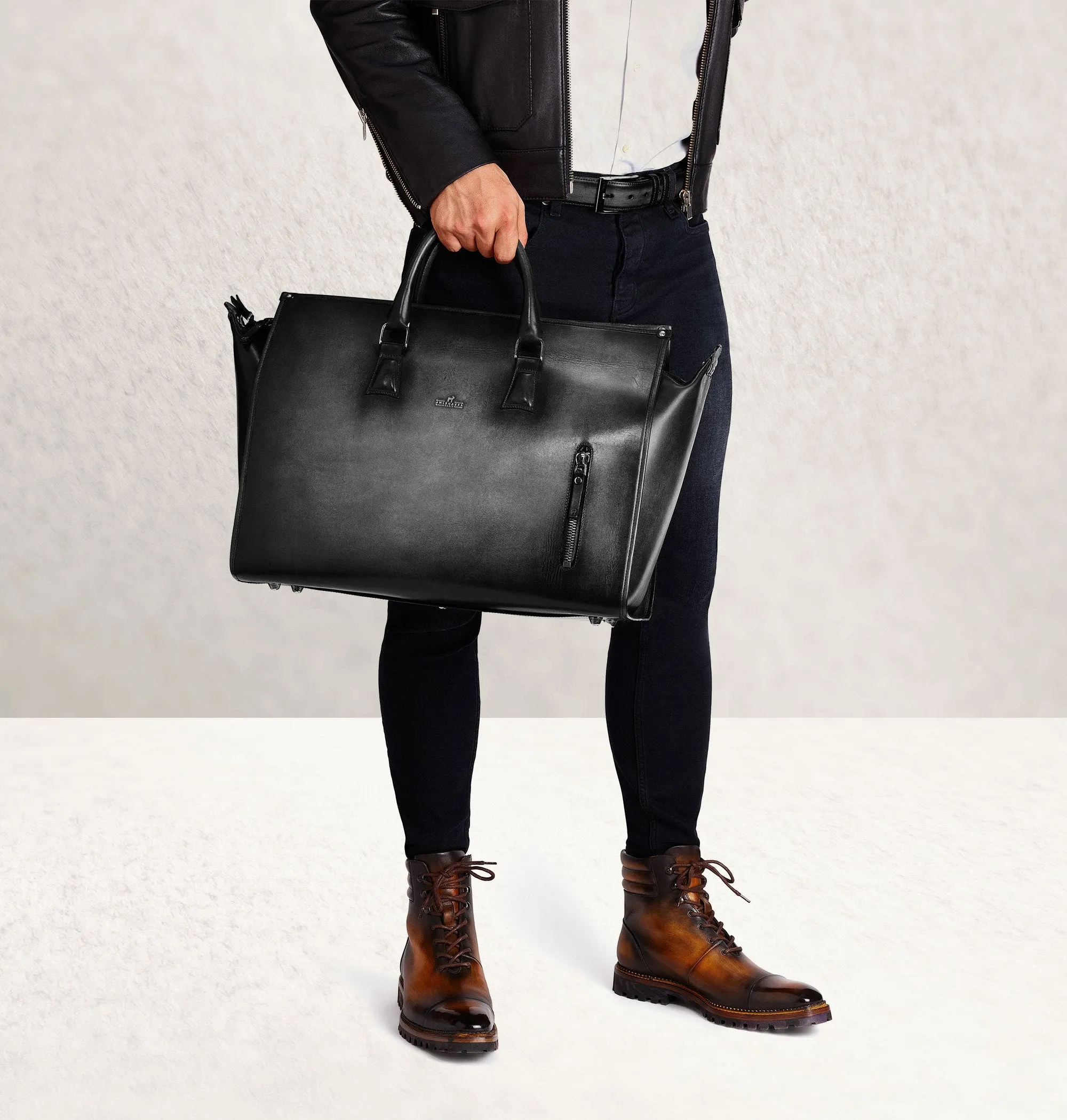 The Weekender Ombré Noir Travel Bag